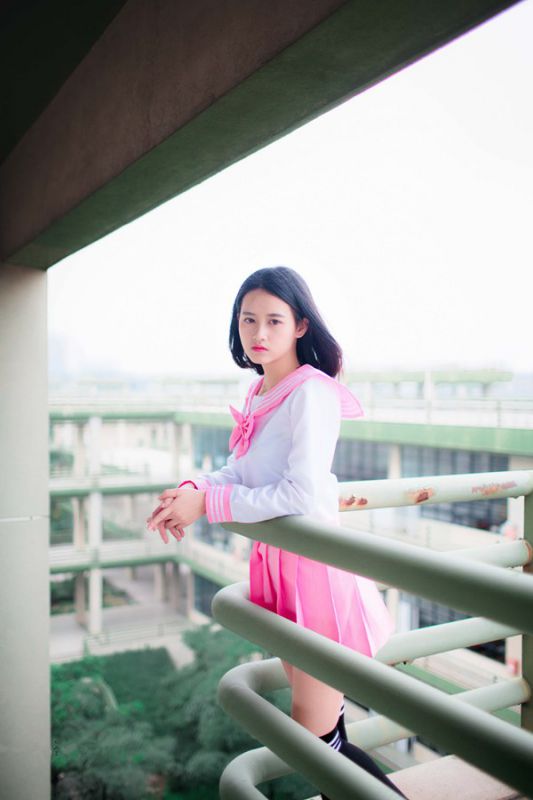 清纯校花阿能古水手服迷人写真