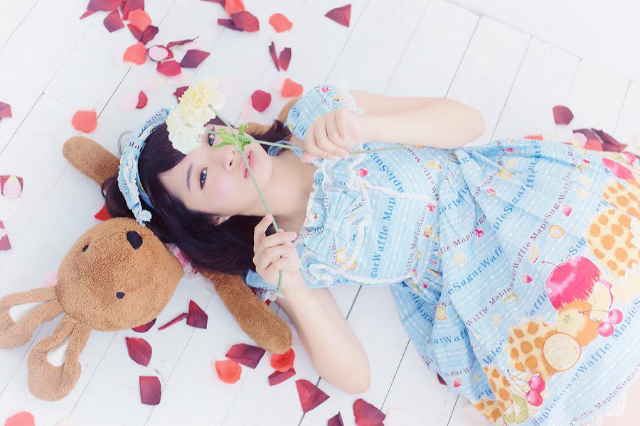 粉嫩学生妹Lynn小清新写真