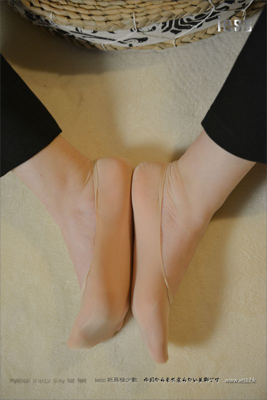 小夕《少女的足和上帝的船袜》
