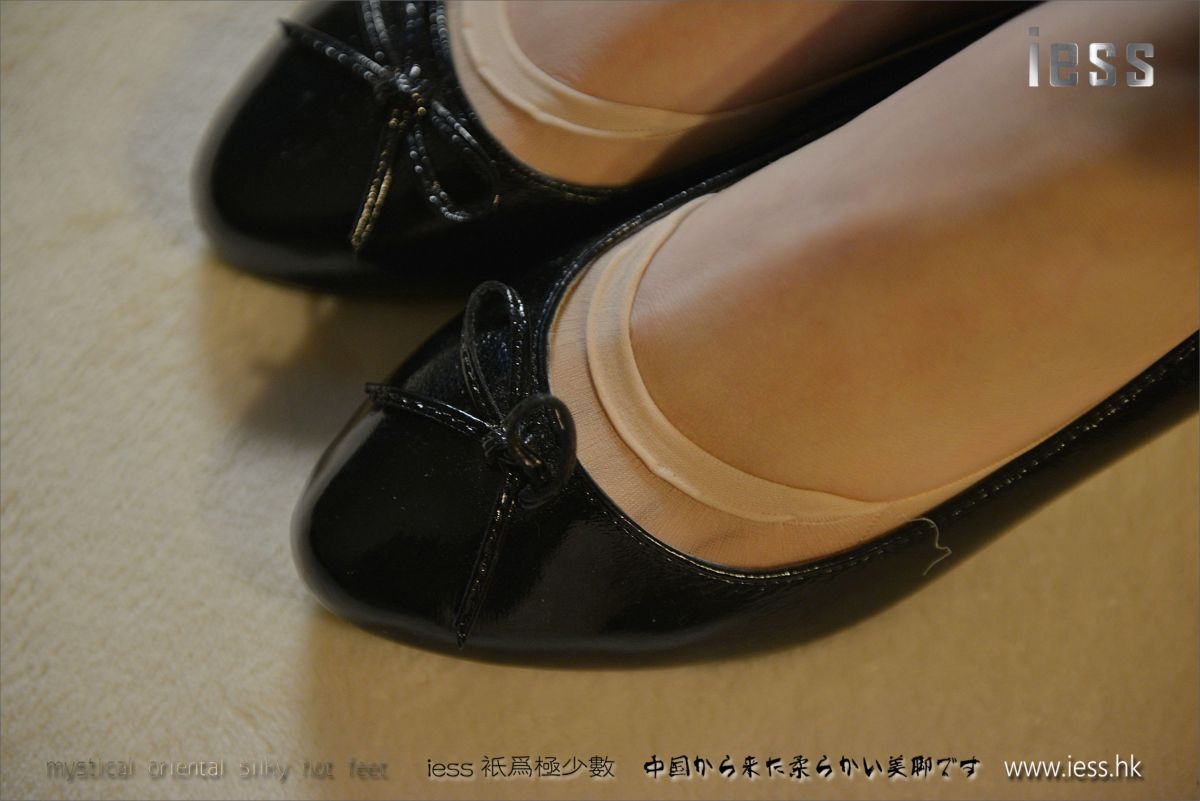 小夕《少女的足和上帝的船袜》