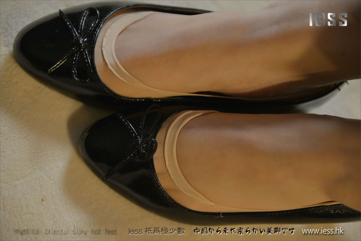 小夕《少女的足和上帝的船袜》