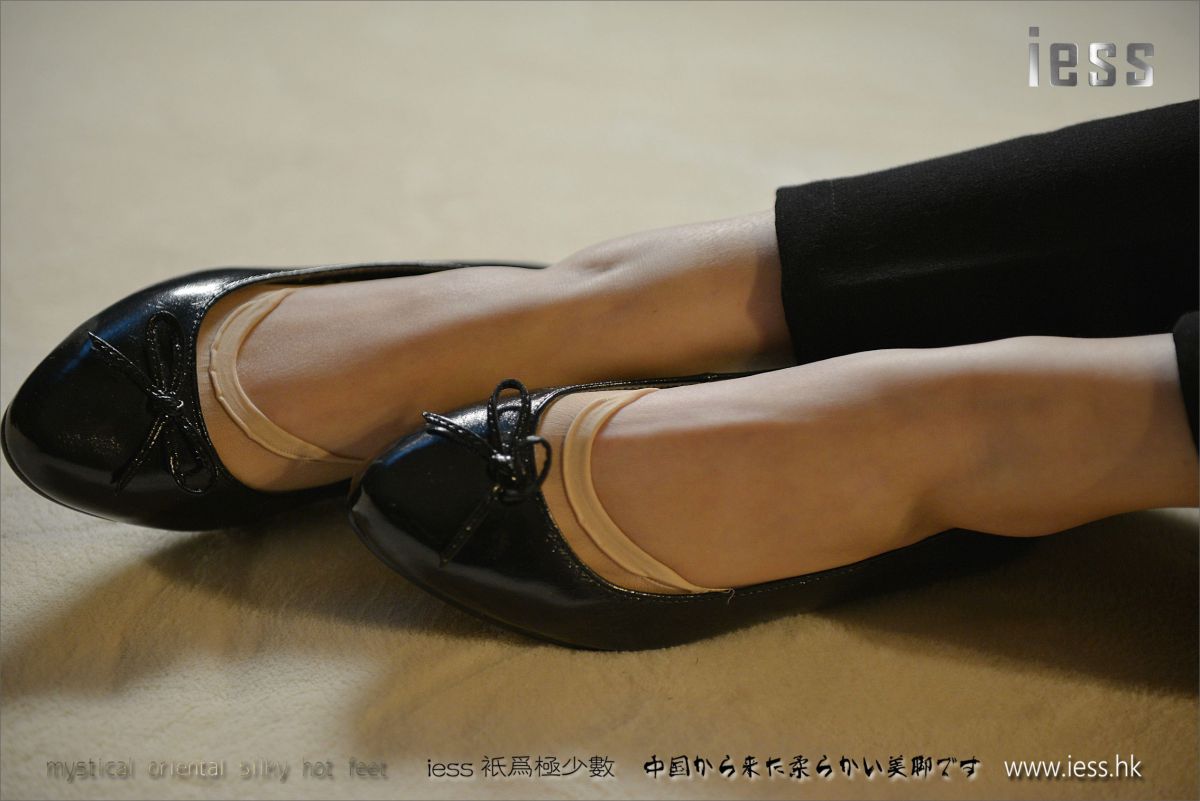 小夕《少女的足和上帝的船袜》