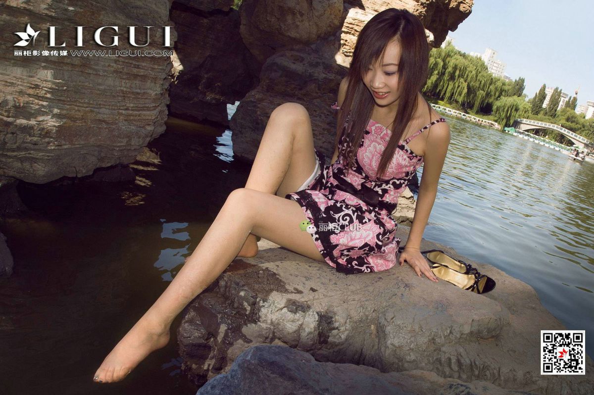 腿模璐璐 丝袜美脚写真