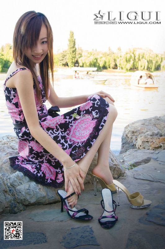 腿模璐璐 丝袜美脚写真