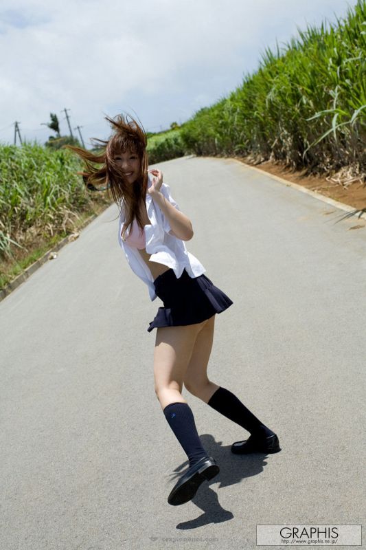 綾瀬ティアラ绫濑迪亚娜