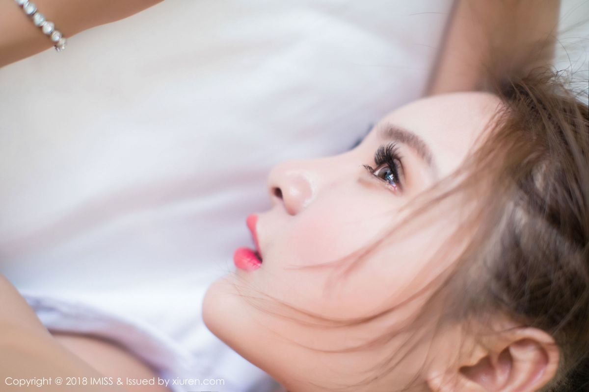 女神@SOLO-尹菲丝袜美腿写真