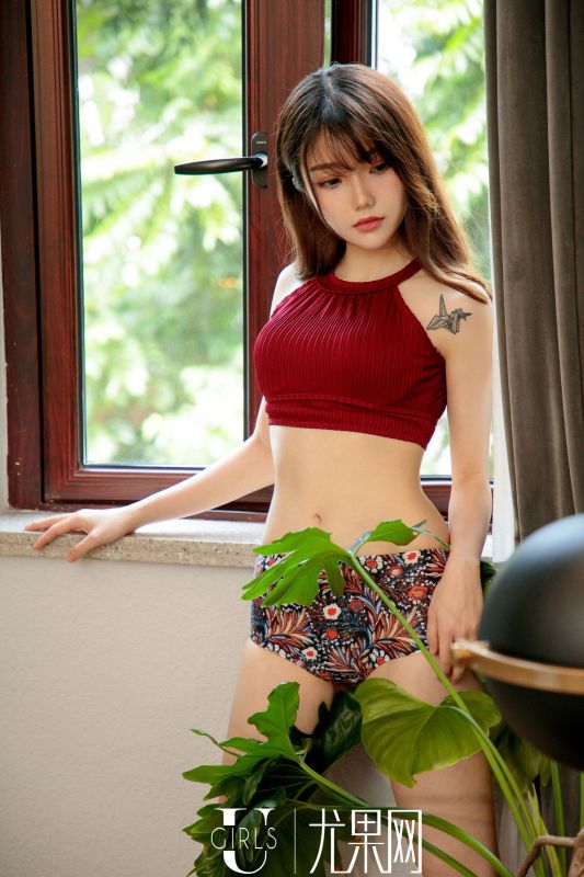泡芙少女  写真套图