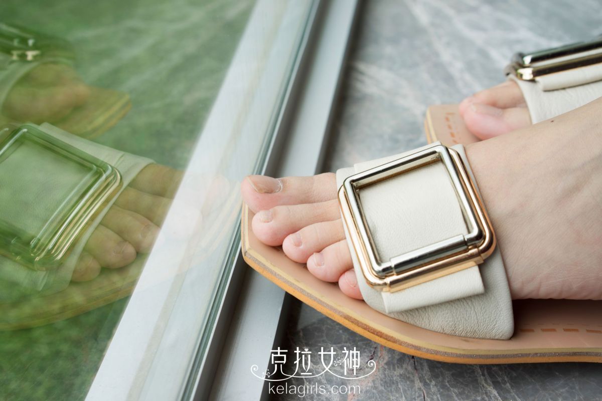 宋智珍 《校花美足》写真套图