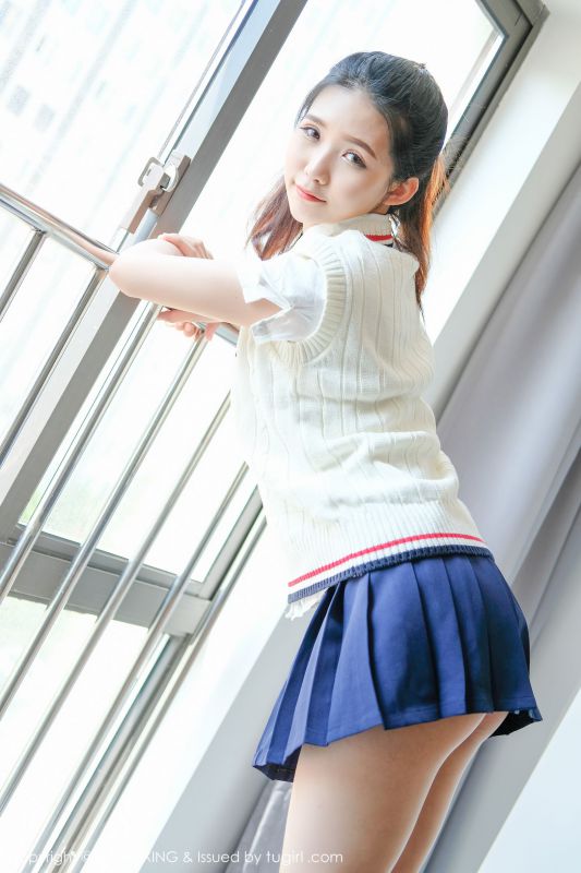 清纯妹子@可爱的小叶子 写真套图