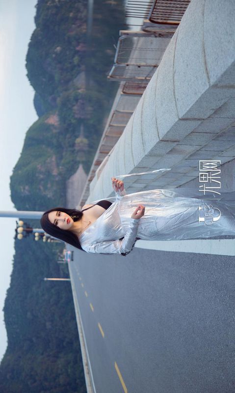 艾霓莎 - 心花路放 写真套图