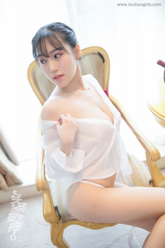 陈亦菲 - 卿本佳人 写真套图