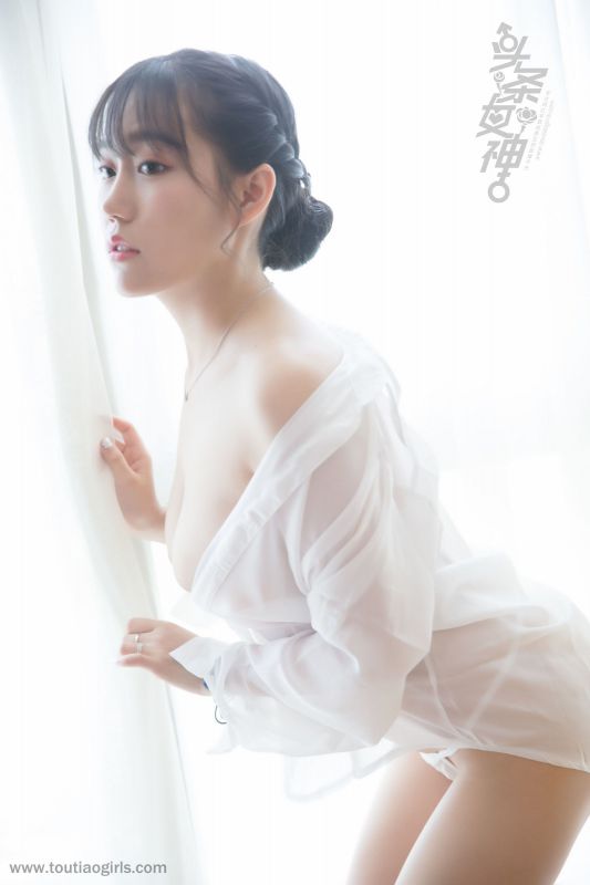 陈亦菲 - 卿本佳人 写真套图