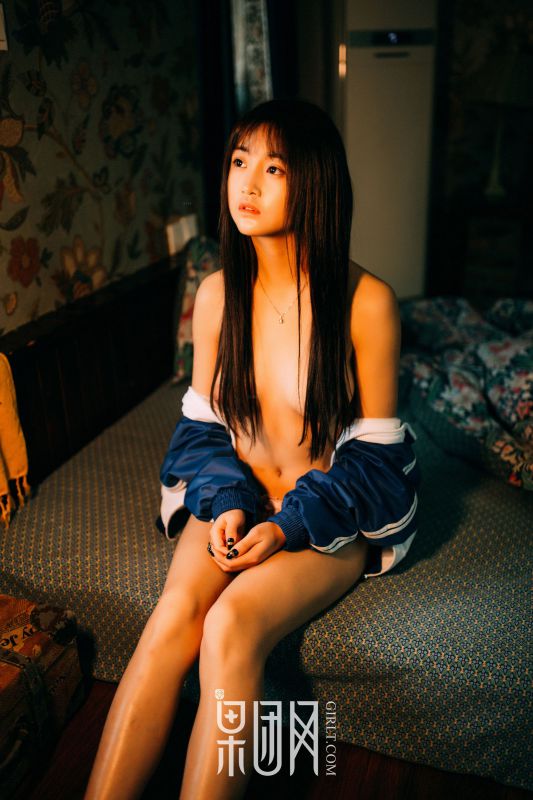 学生妹妹的校服风情 写真套图