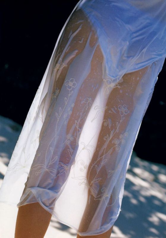 真锅薰眞鍋かをり-《kawori》 写真全集
