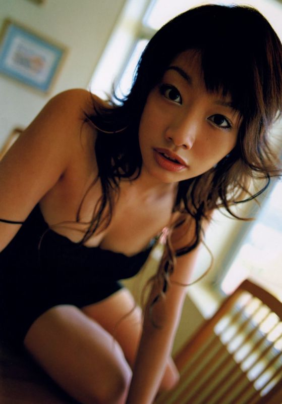 真锅薰眞鍋かをり-《kawori》 写真全集