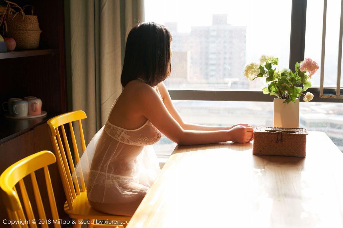 伊莉 - 98年纯天然美少女 写真套图