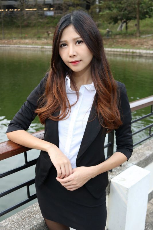 Zooey - 中文大學黑絲美腿 写真套图