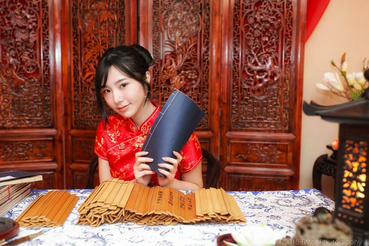 模特Zora - 贺喜新春时尚旗袍(一)