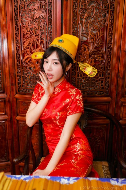 模特Zora - 贺喜新春时尚旗袍(一)