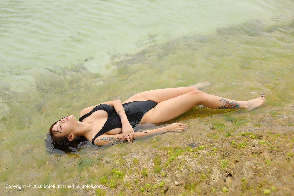 夏美酱 - 黑色连体衣 写真套图