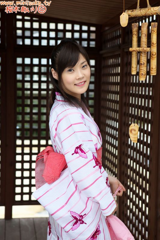 Airi Sakuragi 桜木あいり 和服诱惑