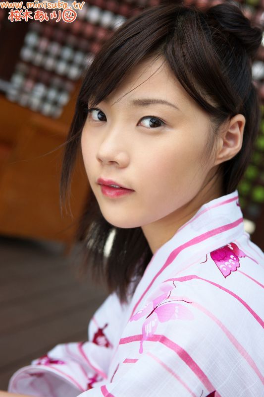 Airi Sakuragi 桜木あいり 和服诱惑