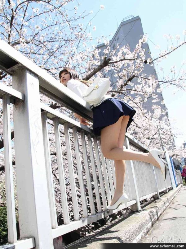 Miki少妇与自慰器
