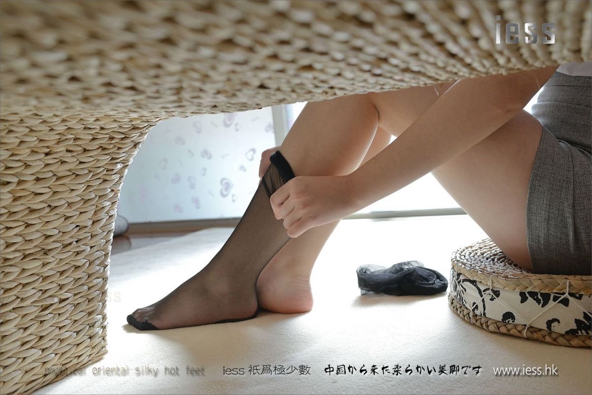 小夕《脱丝连续图》