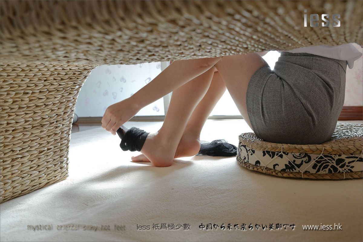 小夕《脱丝连续图》