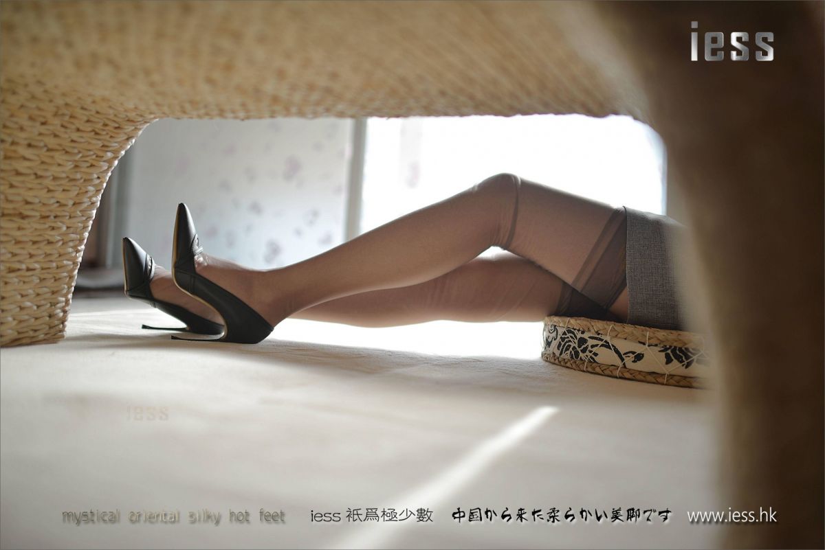 小夕《脱丝连续图》