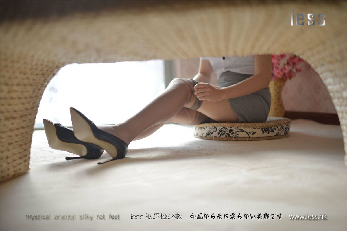 小夕《脱丝连续图》