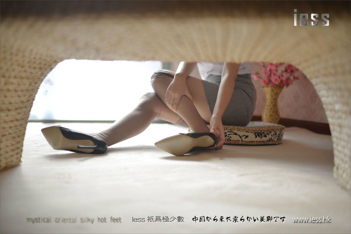 小夕《脱丝连续图》