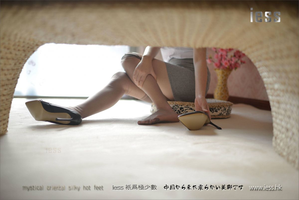 小夕《脱丝连续图》