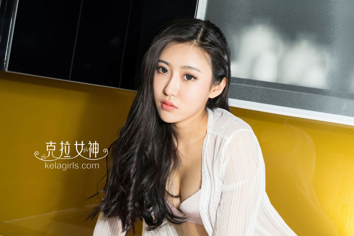 周子瑶 - 翘臀小妖精
