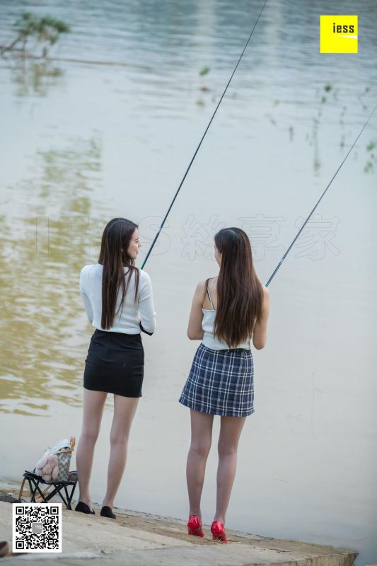 佳佳&九妹 《钓鱼还是钓丝?》丝袜写真套图