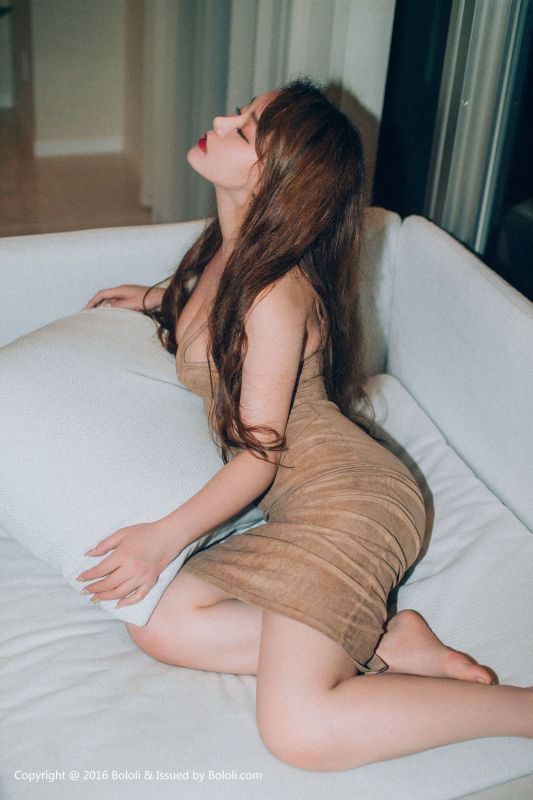 柳侑绮 - 醉酒の人妻 写真套图