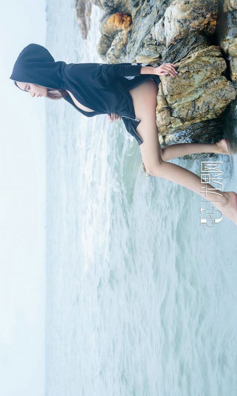 艾小青 - 大海边上的小精灵 写真套图