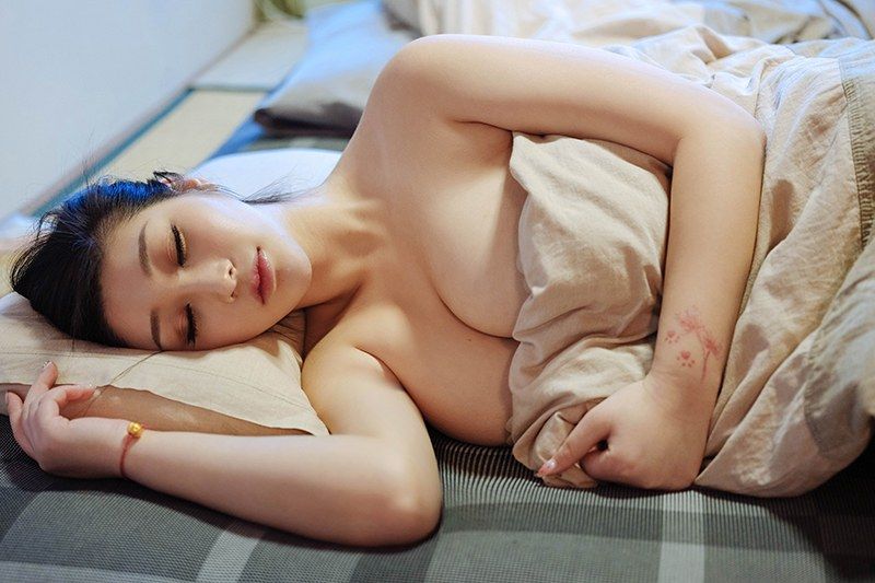 风情尤物妲己透明学生装丰乳肥臀亮眼[29P]