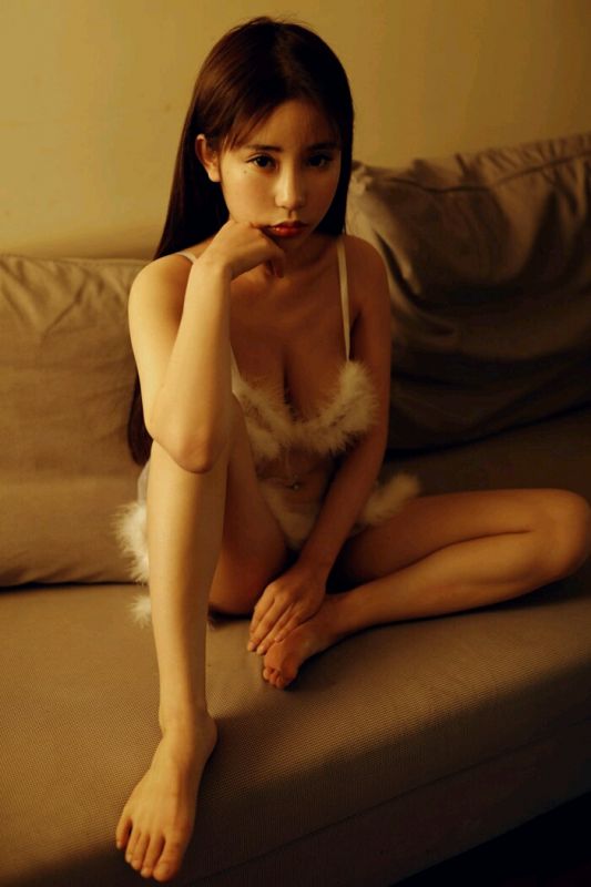 嫩白大腿[39P]