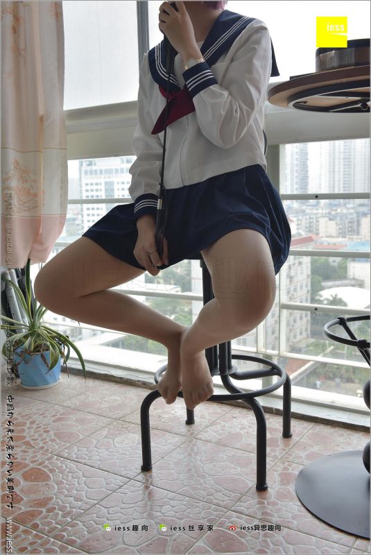 馨月 《知足常乐》