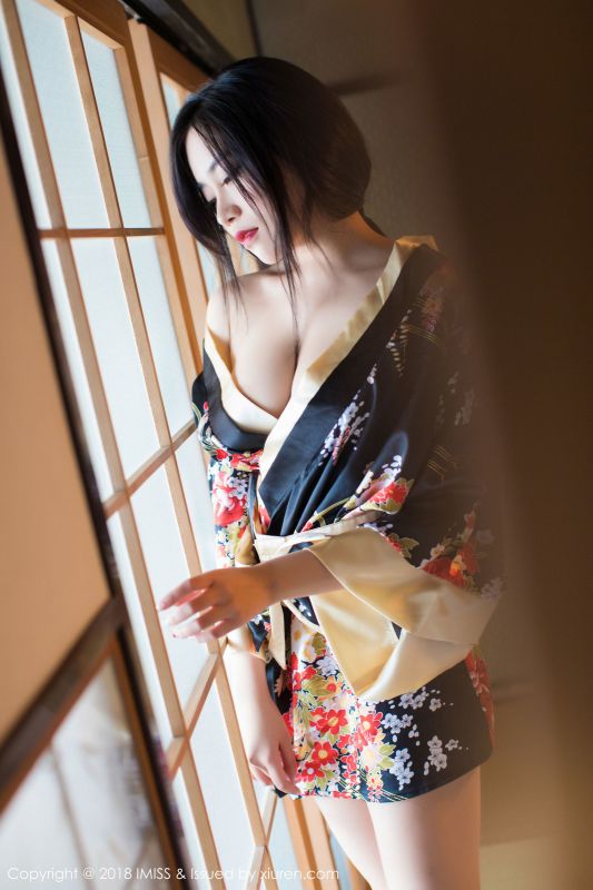 女神@许诺Sabrina北海道旅拍第三套写真发布