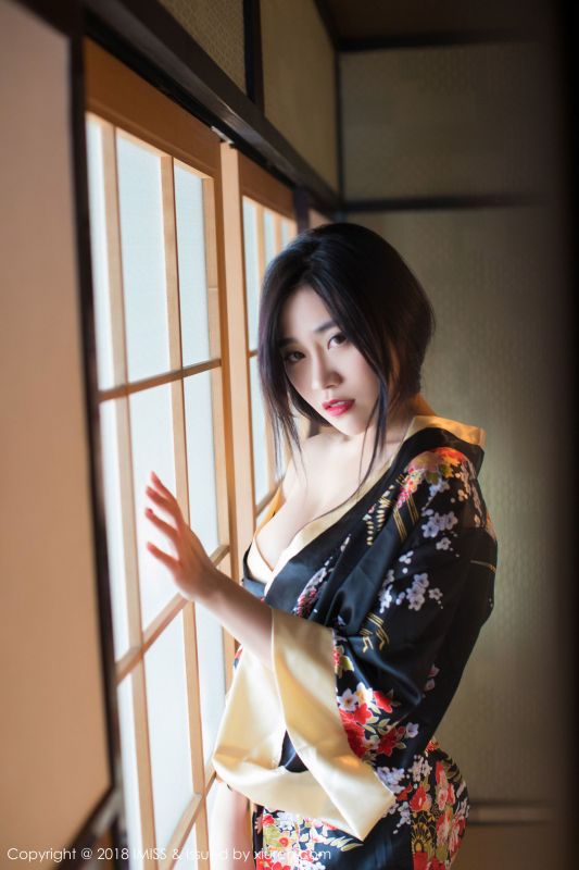 女神@许诺Sabrina北海道旅拍第三套写真发布