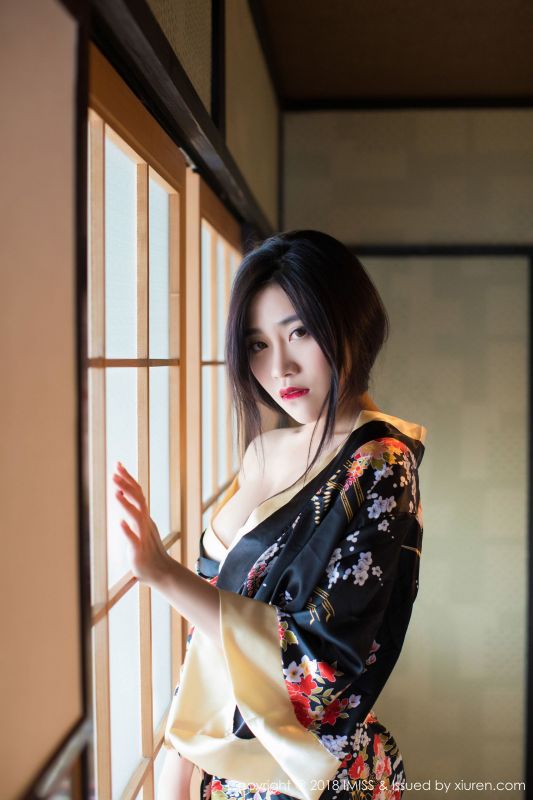 女神@许诺Sabrina北海道旅拍第三套写真发布