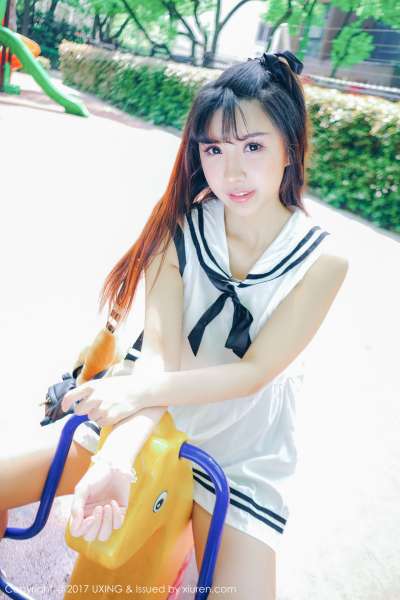 巨乳萝莉-晓茜sunny 写真套图