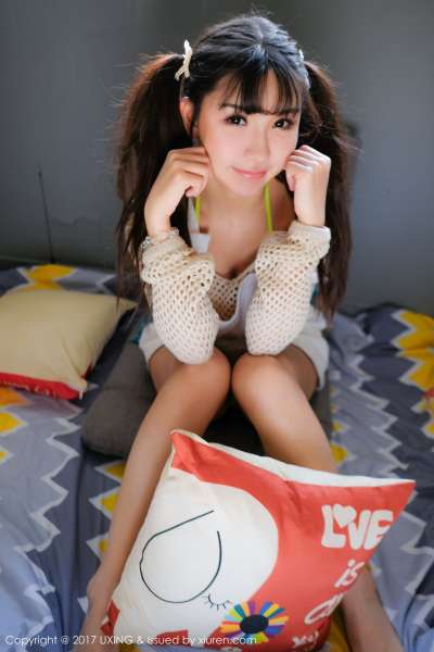 巨乳萝莉-晓茜sunny 写真套图