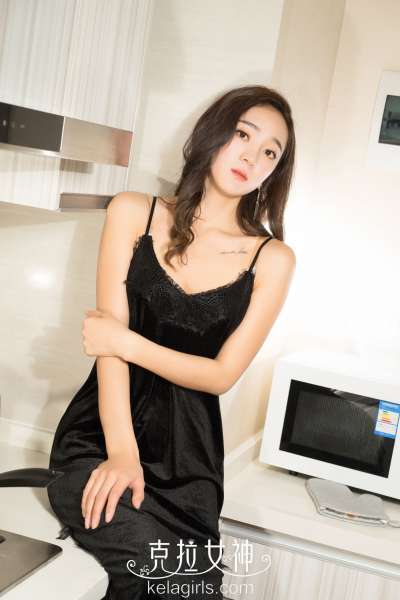 女神穆雪儿 《红太狼》 写真套图