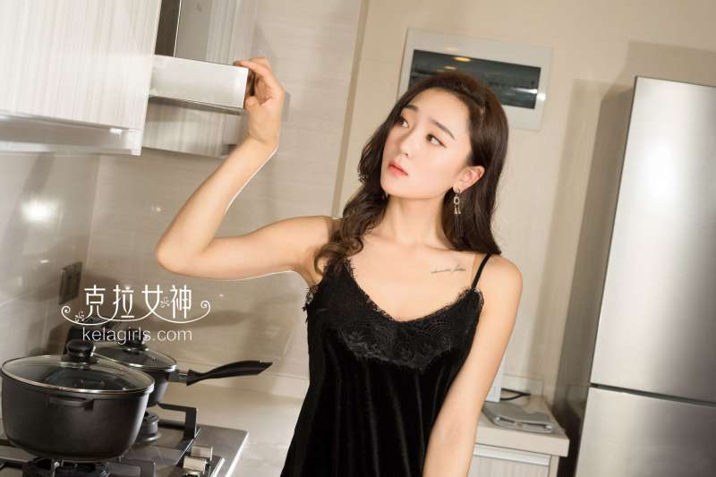 女神穆雪儿 《红太狼》 写真套图
