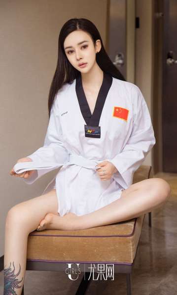 米奇 - 卸甲软妹 写真套图