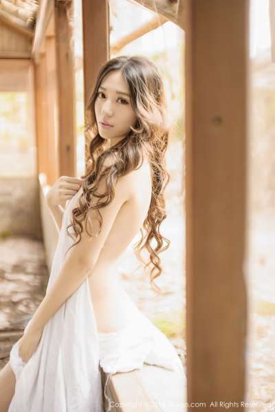 美女Cassie-唯美大胆摄影写真~~