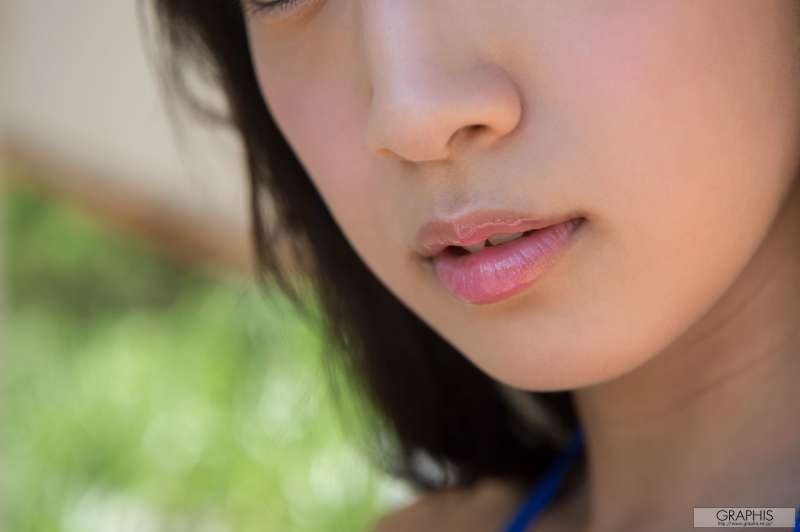 Tsujimoto 辻本杏 - Oriental Lily